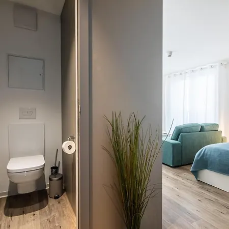 Modern Studio And Good Located *